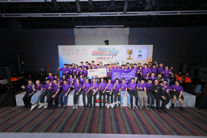 The teams Sapientia and Virtus of the HKU Robocon group 