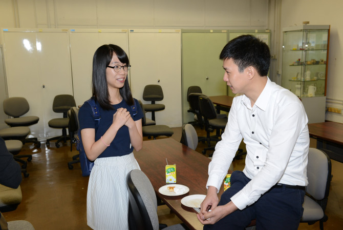 Our admission tutor, Mr. Calvin K.L. Or, giving academic advice to our Year 2 students