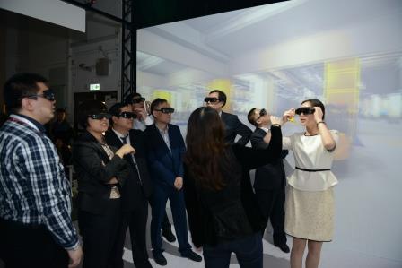 Experiencing the virtual reality