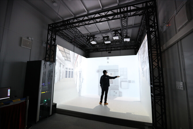 CSD VR Training with imseCAVE