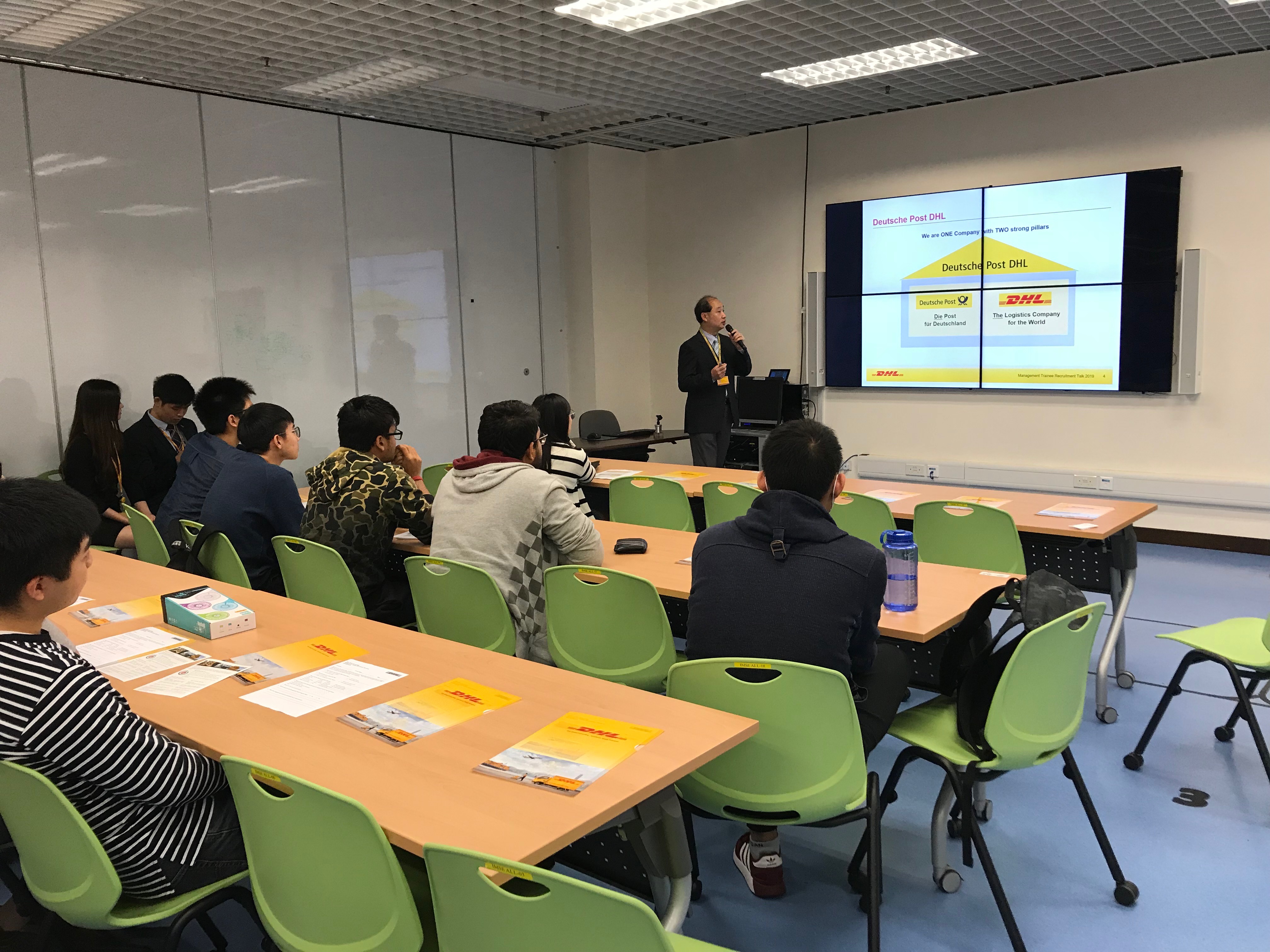 Dr. K K Lai introducing the DHL MT Programme